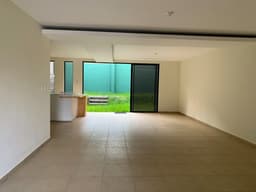 La Florida, moderna casa a estrenar en venta.
