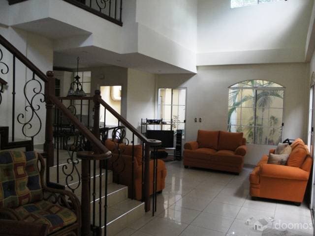 ALQUILER EN RESIDENCIAL EL SITIO II — foto 2