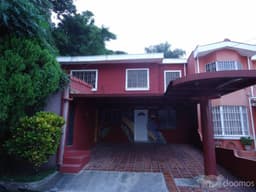 SE ALQUILA CASA AMPLIA EN RESIDENCIAL PRIVADO Y SEGURO