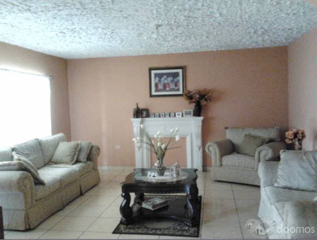 Linda casa en Lourdes, Colón — foto 4