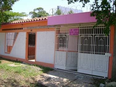 Comprar Casa San Miquel serca de metrosentro — foto 1