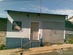 Se vende casa en zona muy segura