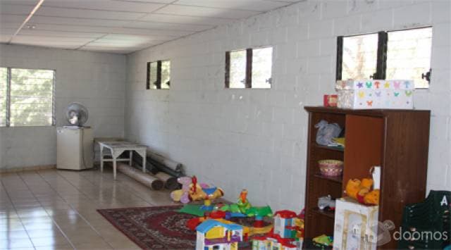 Vendo Edificio de Cuatro Locales en Antiguo Cuscatlán — foto 5