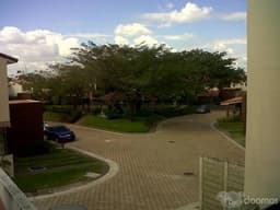SE VENDE EN RESIDENCIAL LOS CEDROS