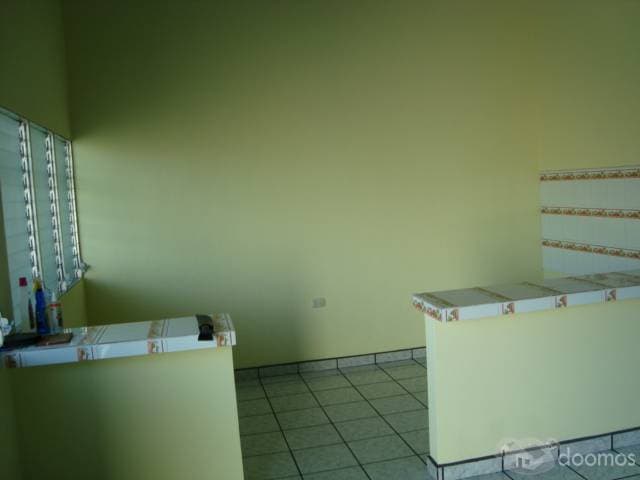¡SE VENDE CASA GRANDE Y BARATA! — foto 1