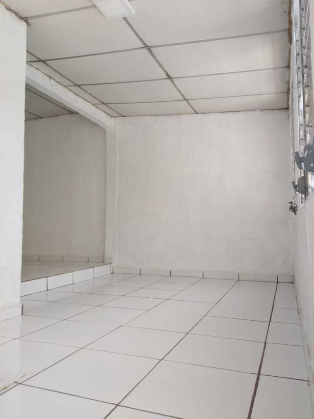 En Venta casa de pasaje ubicada en Montes 4 — foto 5
