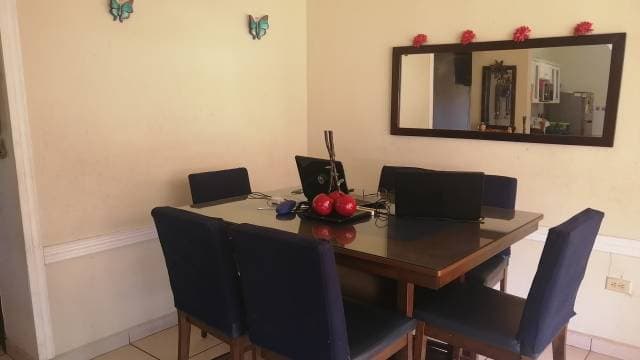VENTA DE CASA y Muebles — foto 8