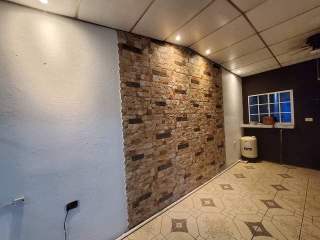 CASA UNIFAMILIAR EN VENTA — foto 2
