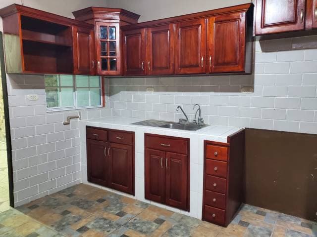 CASA UNIFAMILIAR EN VENTA — foto 4