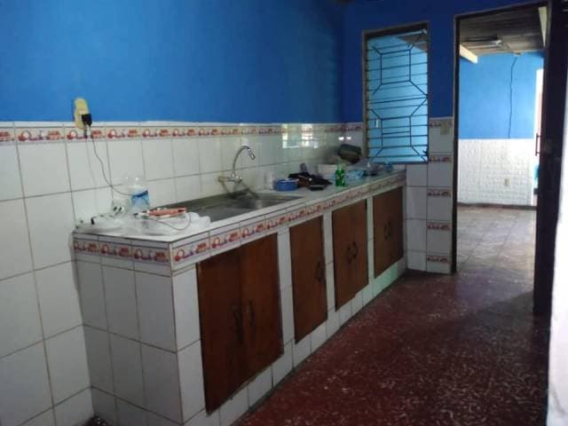 Vendo casa en Apopa, sobre calle principal de madre tierra1. NO Alquilo .Lea todo — foto 2