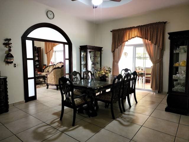 Quintas de Santa Elena, CASA EN VENTA — foto 2