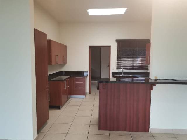 Alquilo Apartamento en Condominio Las nubes — foto 6